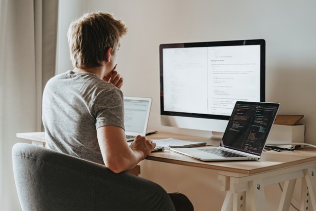 Ilustrasi shortcut insert row Excel. Foto: olia danilevich/Pexels
