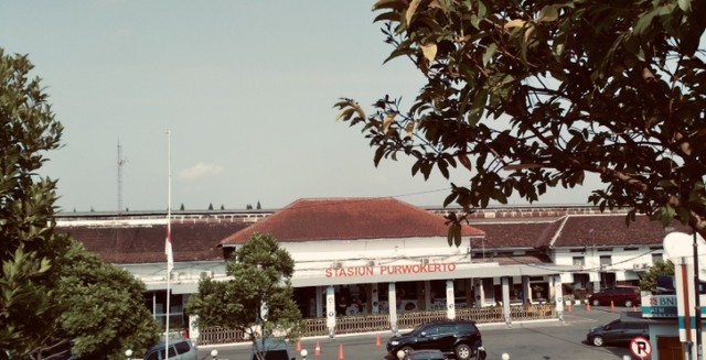 Stasiun kereta api kota Purwokerto. Foto diambil pada (30/9/2018). Foto: Dok. Pribadi