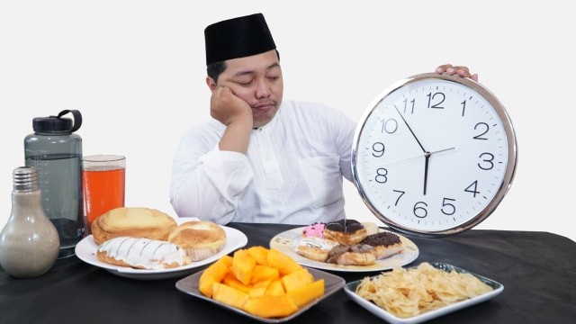 Ilustrasi puasa setelah Nisfu Syaban. Foto: Shutterstock