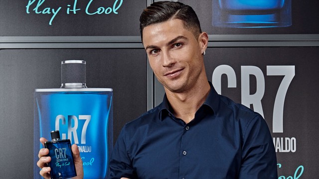 Parfum CR7 Plat it Cool dari brand fragrance milik Cristiano Ronaldo. Foto: C&F