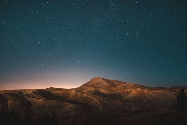 Ilustrasi malam lailatul qadar. Foto: unsplash.com/mohamadaz