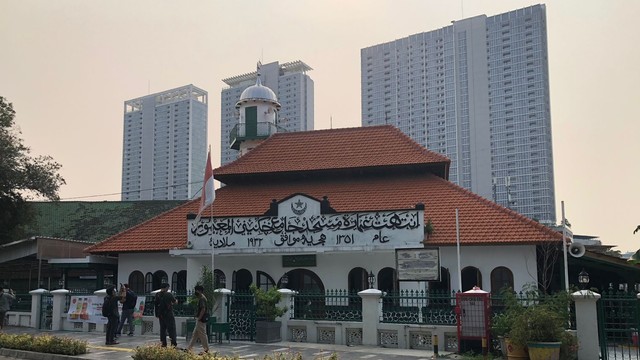 Jelajah Masjid hingga Makam Bersejarah di Jakarta Lewat Tur Wisata Religi Ini (264705)
