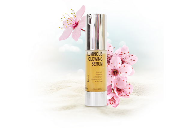 Cara Pakai Serum MS Glow Luminous Glowing Serum untuk Kulit Kusam. Foto: iprice.co.id