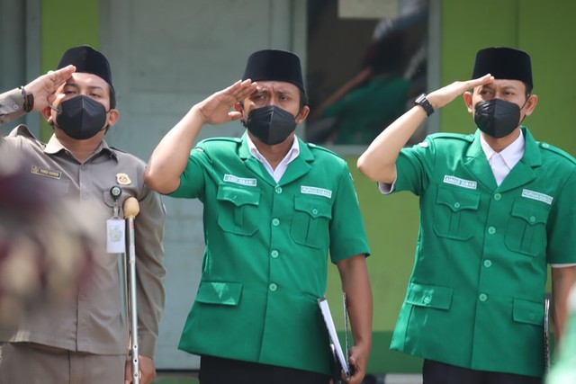 Contoh Teks Doa Upacara Bendera Hari Senin yang Penuh Makna | kumparan.com