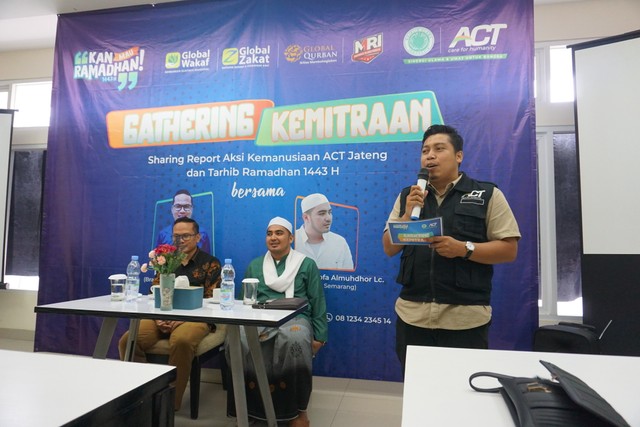 Da'i Kota Semarang Al Habib Mustofa AlMuhdhor