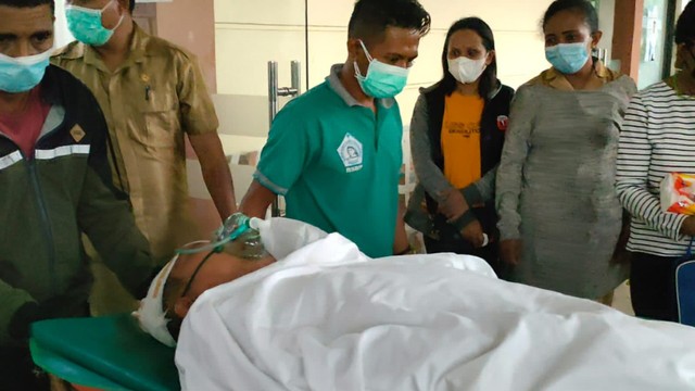 Jurnalis Metro TV Meninggal Dunia dalam Kecelakaan Rombongan KSAD di Merauke  (181)
