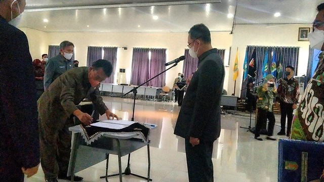 Pelantikan pejabat fungsional Widyaiswara Ahli Utama Provinsi Lampung. | Foto: Bella Sardio/ Lampung Geh