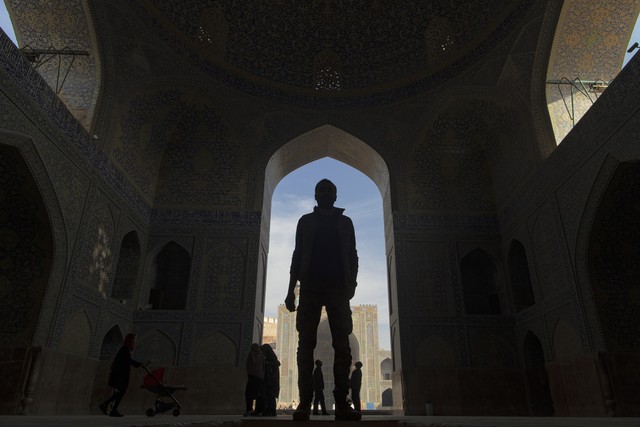 Ilustrasi adab ketika hendak memasuki masjid. Foto; Pixabay