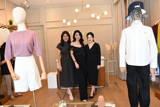 Padu Padan Smart Casual dengan Warna Pastel Andalan