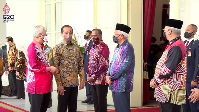 Jokowi Terima Kunjungan PM Malaysia di Istana Merdeka, Jakarta (50186)
