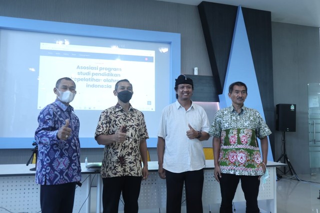FIK UM Sinkronisasi Program Forum Kaprodi se-Indonesia Lewat Pertemuan APPKOI (2)