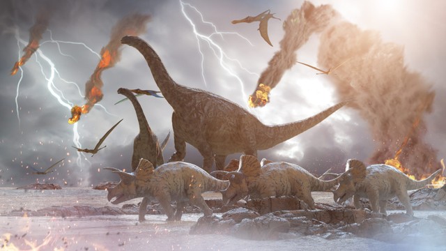 Ilustrasi dinosaurus dihantam hujan asteroid. Foto: Shutterstock