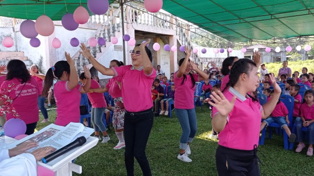Pentas gerak dan lagu Guru Sekolah Minggu, Jemaat GMIM Pniel Sulu