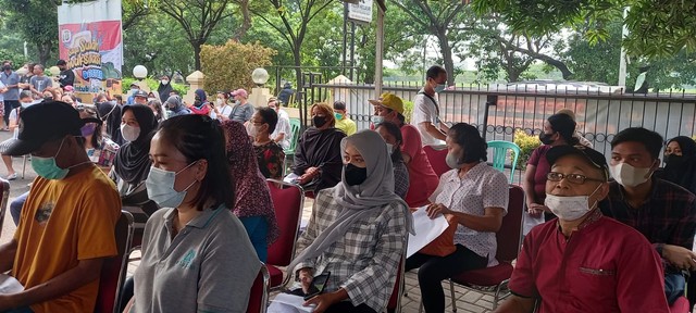 Suasana vaksin booster berhadiah beras 1 karung di polsek neglasari Tangerang. Foto: Dok. Istimewa