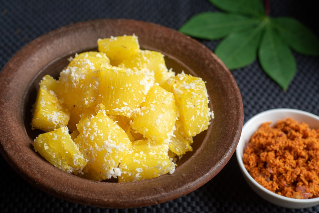 Penampakan olahan singkong yang dapat dijadikan sebagai makanan selingan. Foto: Pixabay