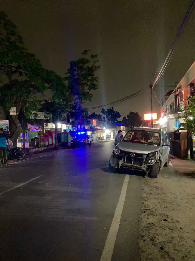 Sedang Terparkir, Mobil Milik Pedagang Nasi Goreng di Bandar Lampung Ditabrak (53480)