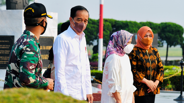 Jokowi ke NTT, Resmikan Proyek Terminal hingga Jalan (83969)