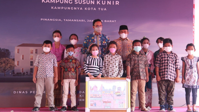 Gubernur DKI Jakarta Anies Baswedan di Pencanangan Pembangunan Kampung Susun Kunir, Kamis (14/10). Foto: Dok. Istimewa