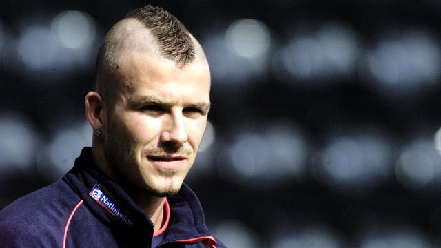 Kala David Beckham Dipaksa Gunduli Rambut Mohawk karena Dibenci Pelatih