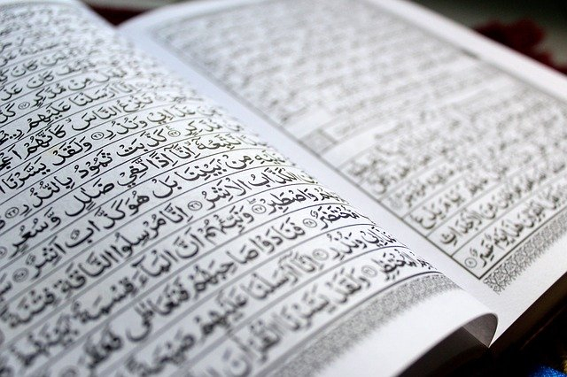 Al-Quran sebagai kitab umat Islam. Sumber: pixabay.com