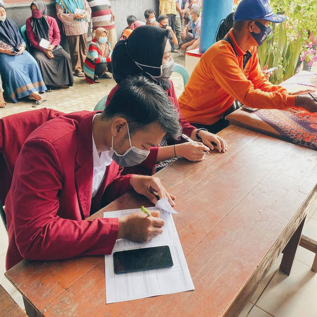 Mahasiswa PMM UMM Turut Serta Menyukseskan Program Vaksinasi Pemerintahan Malang (42957)