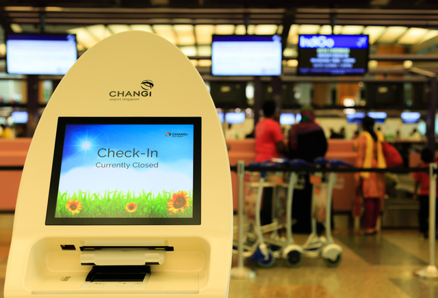 Contactless check-in di Changi Airport. Foto: Shutterstock
