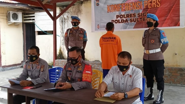 Mabuk Miras, Remaja di Sigi Tikam Rekannya Pakai Badik (320)