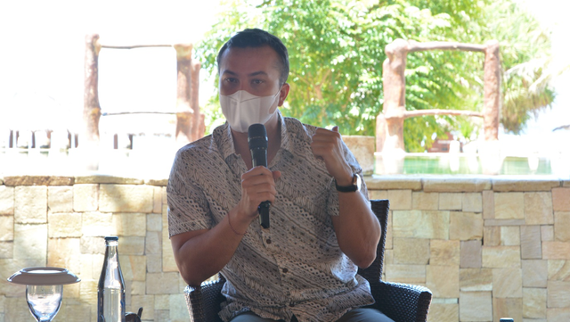 Nicholas Saputra pada acara Pekan Literasi Digital di Mandalika, Lombok Tengah. Foto: Dok. Istimewa