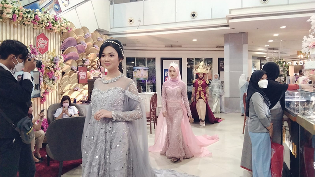 Ini Sosok Restya Ayu yang Pernah Viral karena Ubah Kandang Ayam Jadi Pelaminan (4)