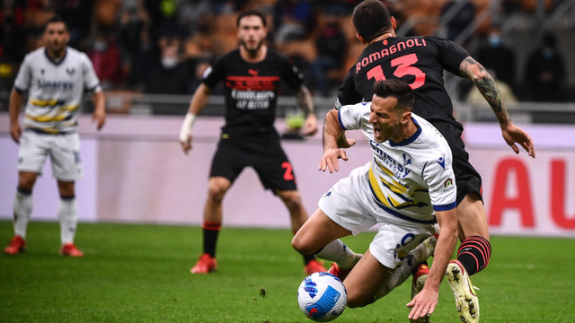 Hasil Liga Italia: AC Milan Menang Dramatis saat Jamu Verona di San Siro (5647)