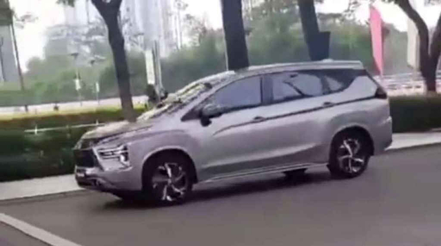 Mitsubishi Xpander Facelift tertangkap kamera sedang syuting iklan di Kuningan, Jakarta. Foto: Dok. Istimewa