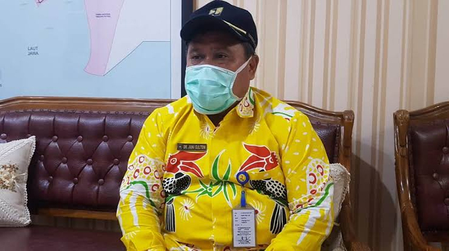 Kepala Dinas PUPR Kobar, Juni Gultom. Foto: Lukman Hakim/InfoPBUN