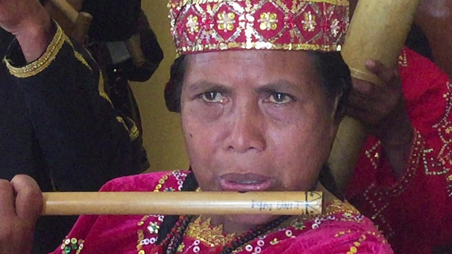Musik Bambu untuk Tradisi Penyambutan Tamu di Lembah Napu, Poso. Foto: Tim Palu Poso