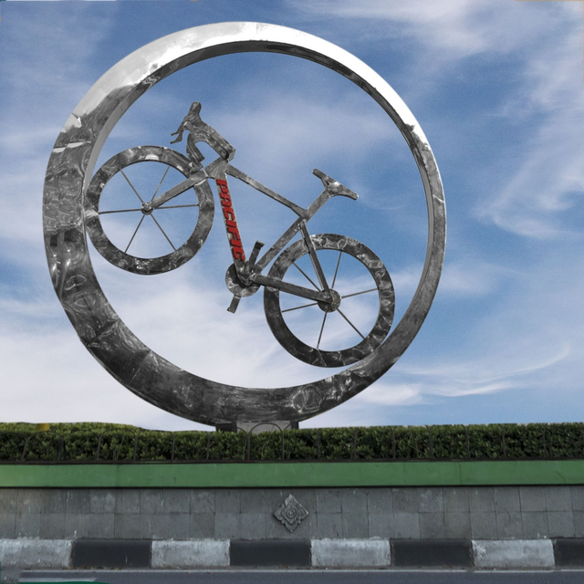 Monumen Pacific Bike Turut Memperindah Demak (142471)
