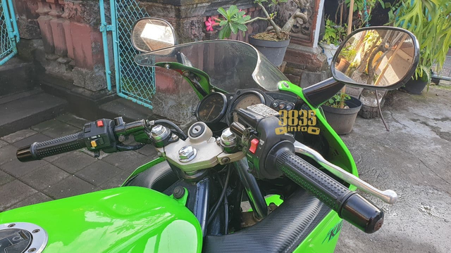 kawasaki ninja zx150rr