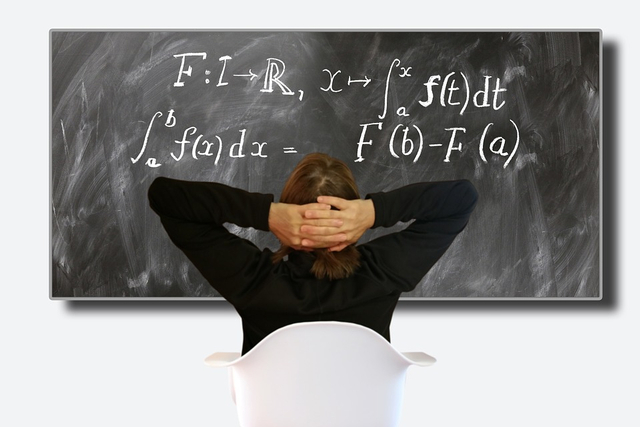 Ilustrasi memahami soal-soal dalam Matematika. Foto: Pixabay