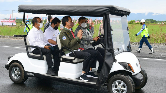 Pabrik Biodiesel Haji Isam Diresmikan Jokowi, Begini Kedekatan Mereka Berdua (57378)
