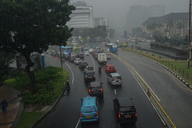 Cuaca Hari Ini: Waspada Hujan Disertai Petir Di Sebagian Wilayah ...