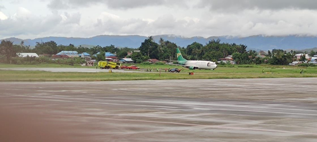 Pesawat tergelincir di Bandara Sentani. Foto: Dok. Istimewa