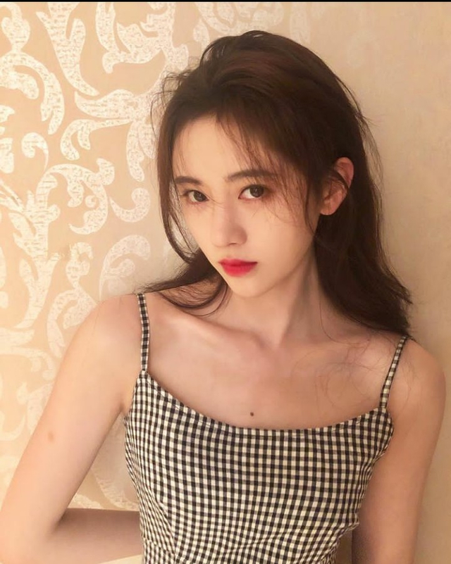 Profil Ju Jingyi, Idol dan Aktris Kenamaan Tiongkok Mantan Member SNH48 (86963)