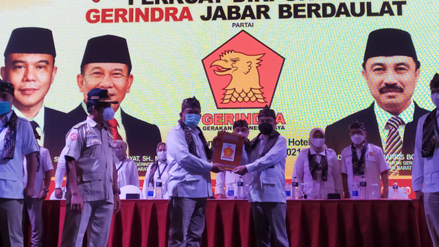 DPD Partai Gerindra Jabar menggelar kegiatan Rapat Kerja Daerah di Kota Bandung, Jumat (22/10). Foto: Rachmadi Rasyad/kumparan