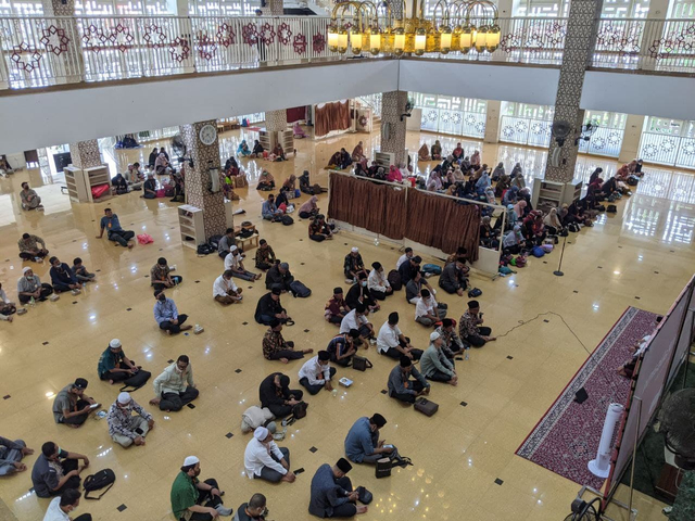 Kehangatan Silaturrahmi KH Yusuf Mansur Bersama Wali Santri Peserta WTN 2021 (34590)