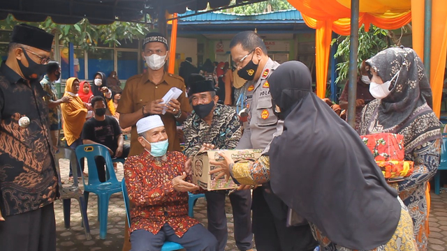 Kisah Usman Majid, Orang Tertua Penerima Vaksin di Aceh Barat (1)