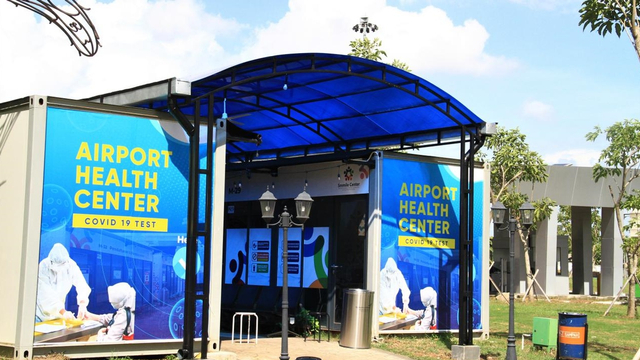 Persiapan fasilitas di Bandara Soekarno-Hatta jelang penerapan wajib PCR untuk penerbangan mulai besok.  Foto: Dok. Angkasa Pura II