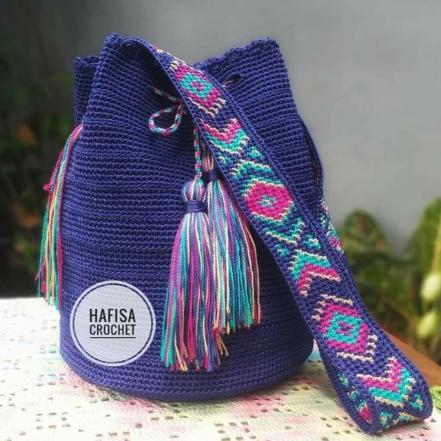 Koleksi Tas Hafisha Crochet. Sumber: Hafisha Crochet (2021)
