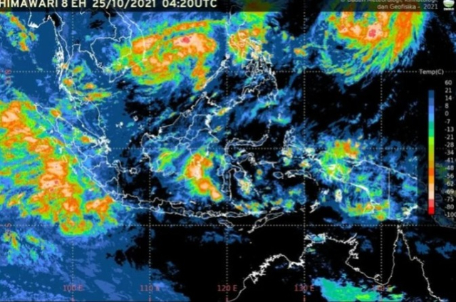 Dua bibit siklon tropis tumbuh berdampak terhadap cuaca Indonesia. Foto: BMKG via Antara