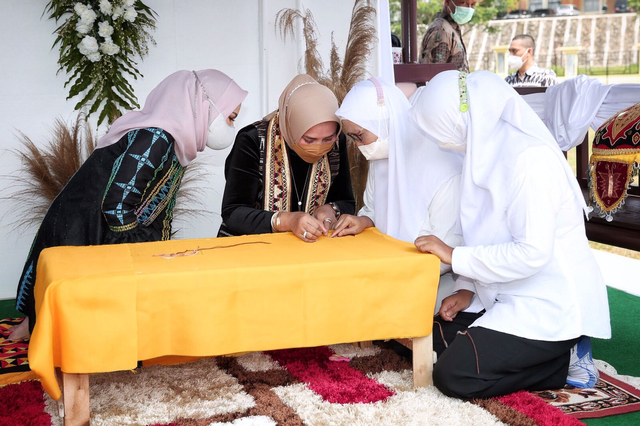 Dekranasda Lampung Komitmen Kenalkan Sulam Jelujur Pesawaran Go Internasional (2)