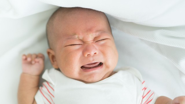 Kenapa Bayi Suka Pura-pura Menangis? Foto: Shutterstock