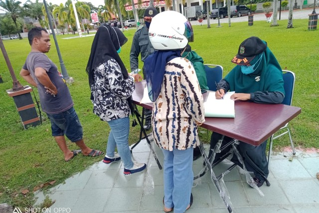 10 Perempuan dan 9 Pria di Aceh Barat Terjaring Razia Busana Ketat-Celana Pendek (420202)