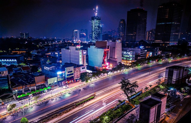 Ilustrasi Kota Jakarta di malam hari (Foto: Pixabay)